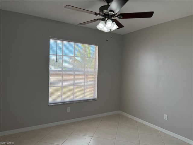 3540 NE 20th PL, Cape Coral, FL 33909