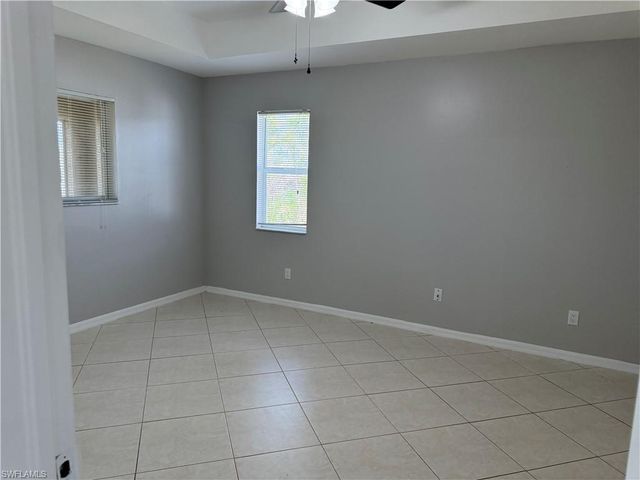 3540 NE 20th PL, Cape Coral, FL 33909