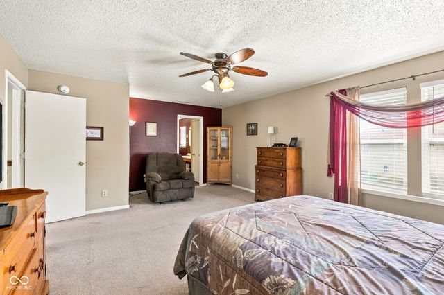6852 Maywood Circle, Avon, IN 46123