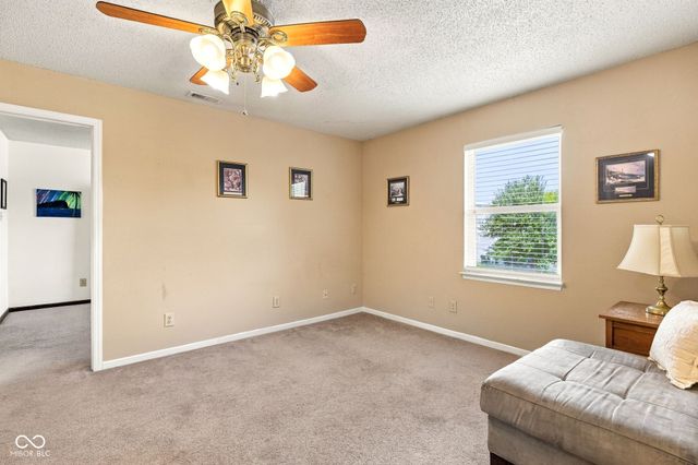 6852 Maywood Circle, Avon, IN 46123