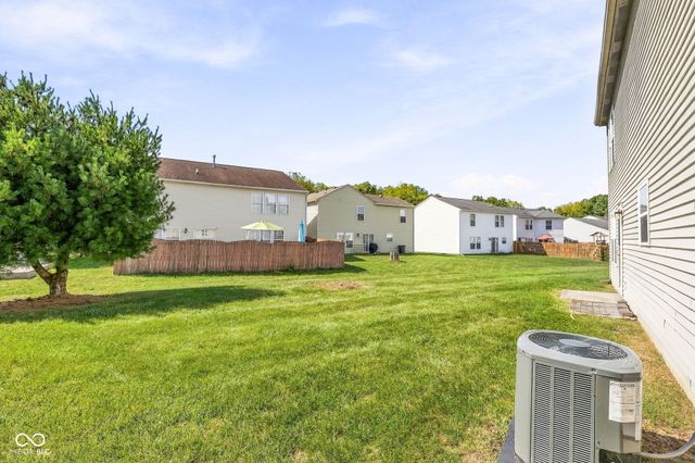 6852 Maywood Circle, Avon, IN 46123