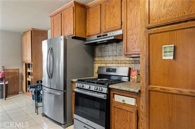 9552 Dewey Drive, Garden Grove, CA 92841