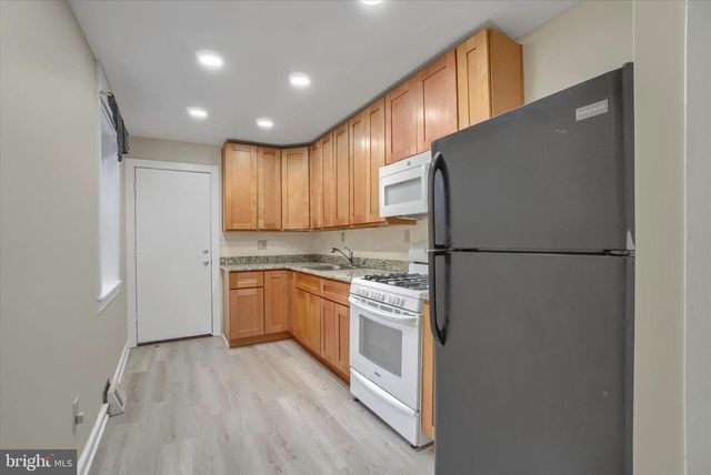 4211 PARRISH ST, Philadelphia, PA 19104