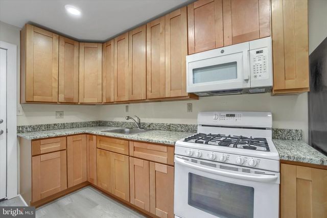 4211 PARRISH ST, Philadelphia, PA 19104
