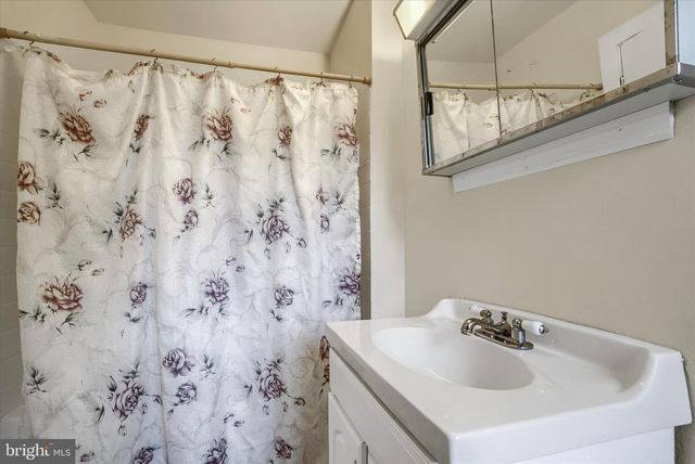 4211 PARRISH ST, Philadelphia, PA 19104