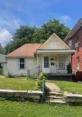 206 N 16th Street, St Joseph, MO 64501