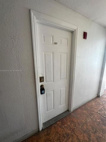 1021 NW 3rd St 201, Miami, FL 33128