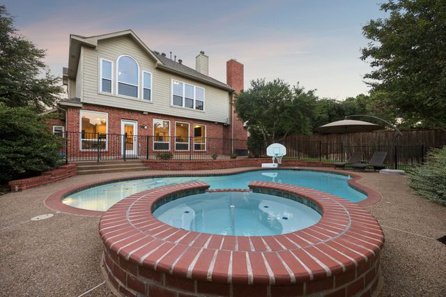 2216 Lockesley Drive, Flower Mound, TX 75028