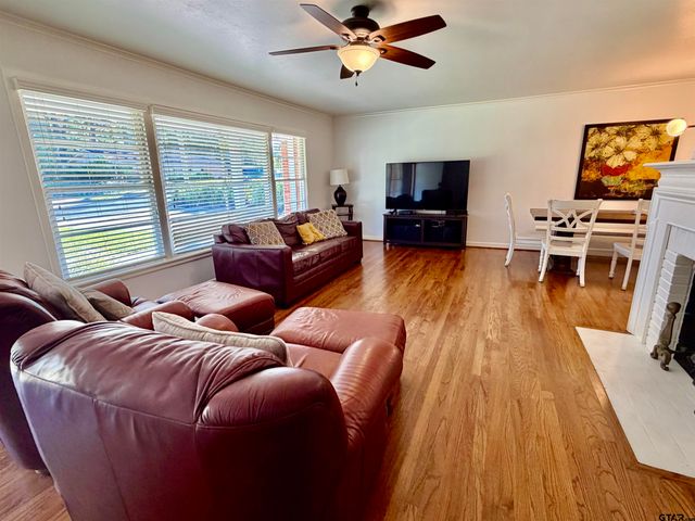 516 Dartmouth Dr., Tyler, TX 75701