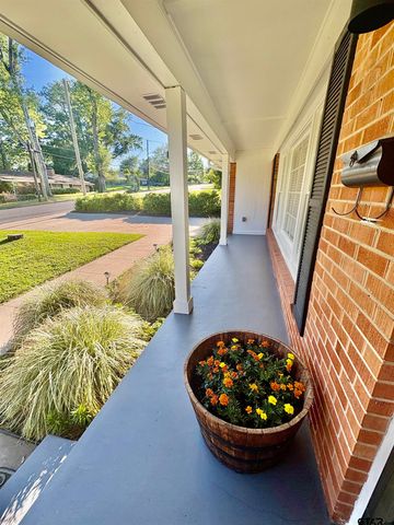 516 Dartmouth Dr., Tyler, TX 75701