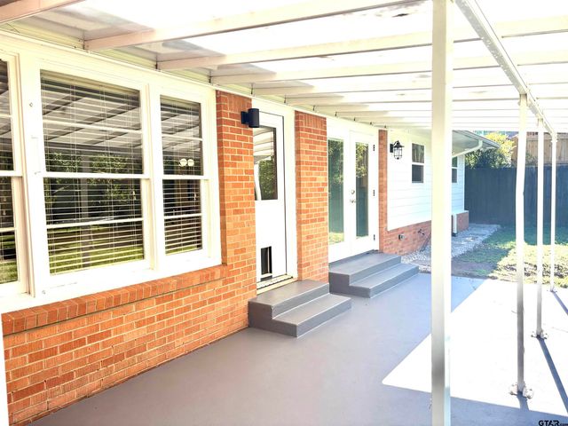 516 Dartmouth Dr., Tyler, TX 75701