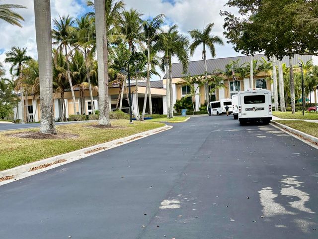 9539 Weldon Circle F304, Tamarac, FL 33321