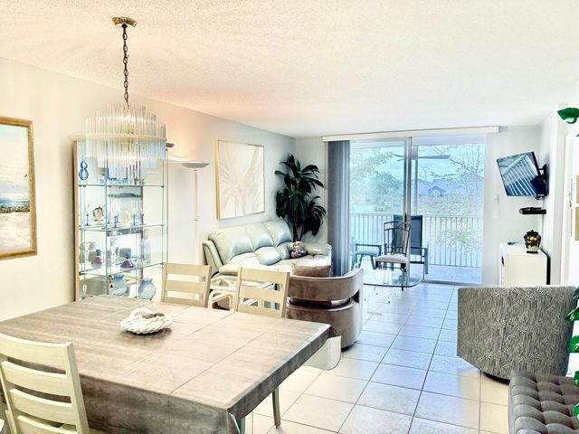 9539 Weldon Circle F304, Tamarac, FL 33321