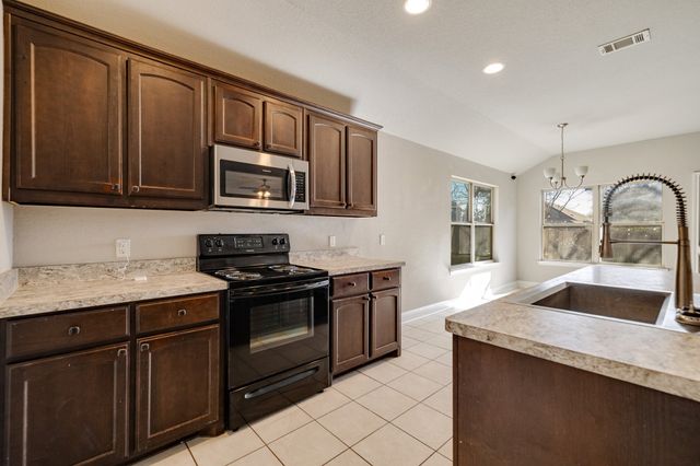 5821 Humbert Avenue, Fort Worth, TX 76107