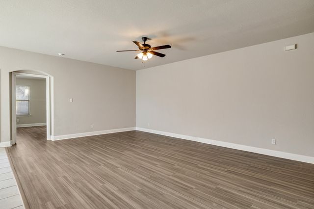 5821 Humbert Avenue, Fort Worth, TX 76107