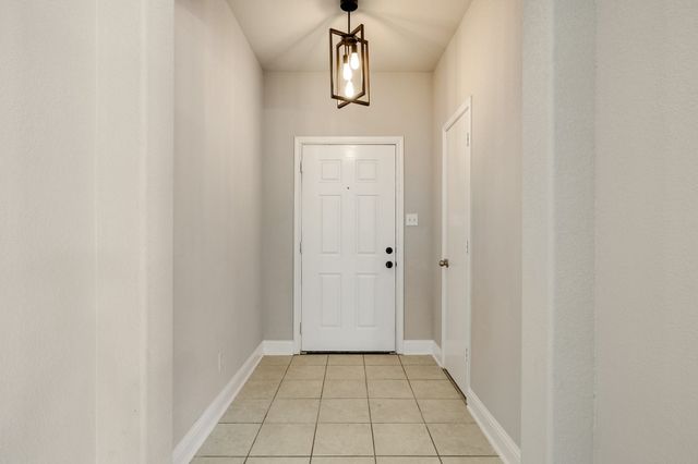 5821 Humbert Avenue, Fort Worth, TX 76107