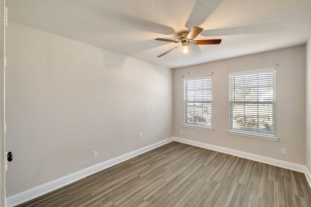 5821 Humbert Avenue, Fort Worth, TX 76107