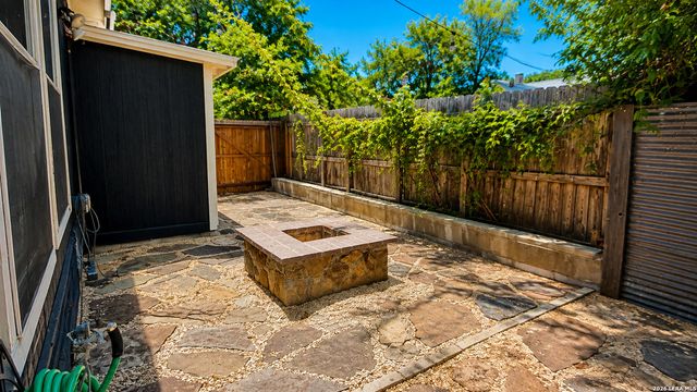 135 PANAMA AVE, San Antonio, TX 78210