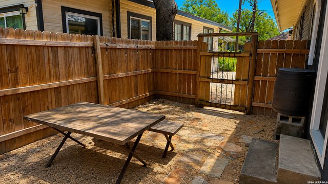 135 PANAMA AVE, San Antonio, TX 78210