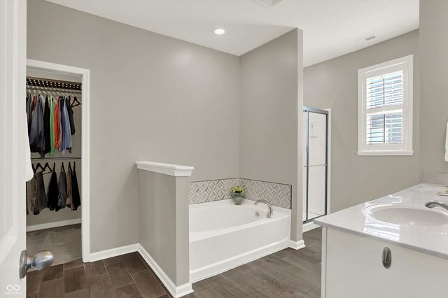 16445 Ketton Drive, Noblesville, IN 46060