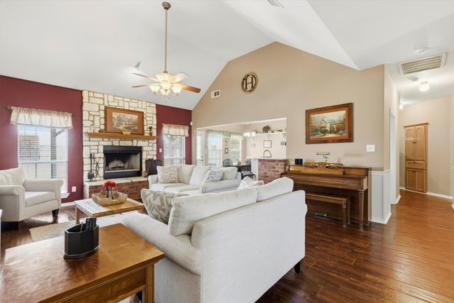 9920 County Road 540, Lavon, TX 75166