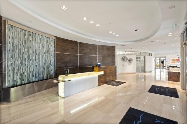 1330 West Ave PH05, Miami Beach, FL 33139