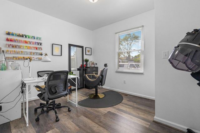 6 LOMBARDY DR, Baltimore, MD 21222