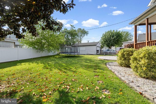 6 LOMBARDY DR, Baltimore, MD 21222
