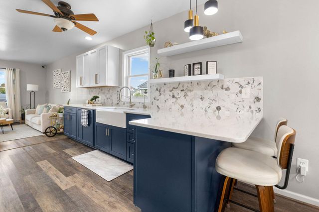 6 LOMBARDY DR, Baltimore, MD 21222