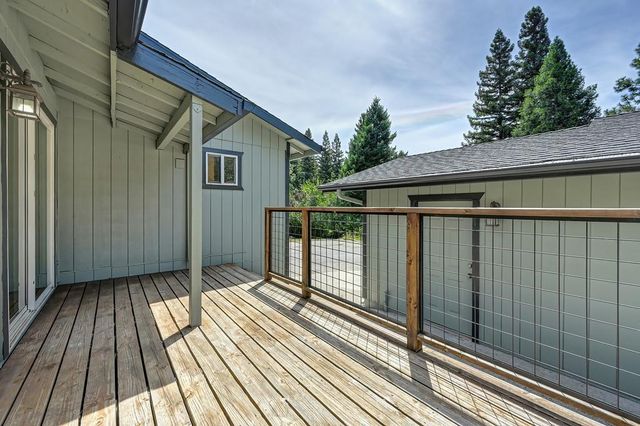 516 Whiting St, Grass Valley, CA 95945
