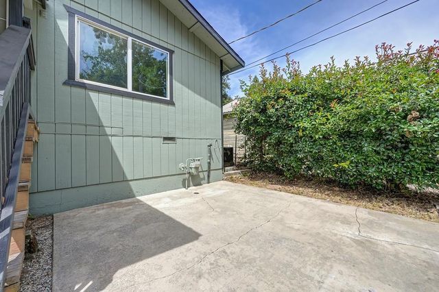 516 Whiting St, Grass Valley, CA 95945