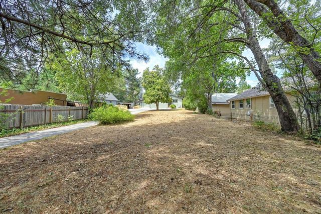 516 Whiting St, Grass Valley, CA 95945