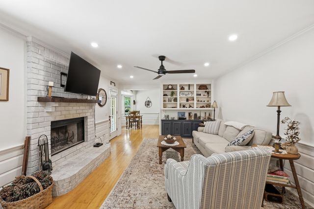 210 Fort Street, Summerville, SC 29485