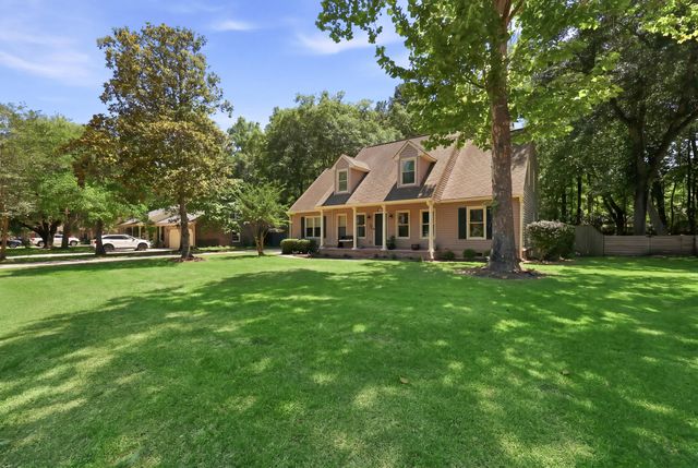 210 Fort Street, Summerville, SC 29485