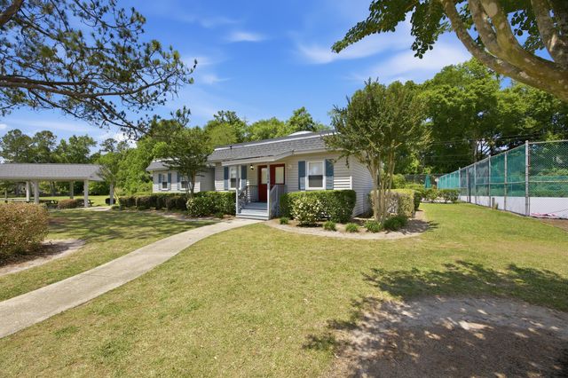 210 Fort Street, Summerville, SC 29485