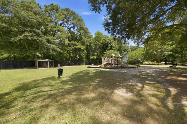 210 Fort Street, Summerville, SC 29485