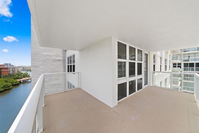 230 174th Street 1119, Sunny Isles Beach, FL 33160
