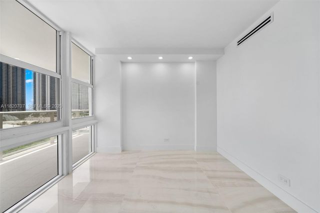 230 174th Street 1119, Sunny Isles Beach, FL 33160