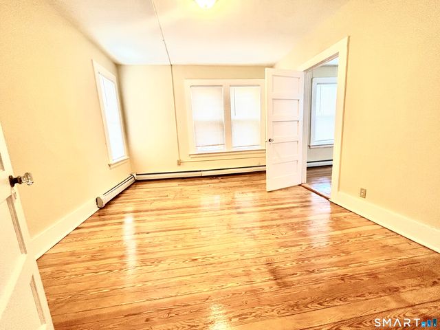 1019 West Main Street 2R, Waterbury, CT 06708
