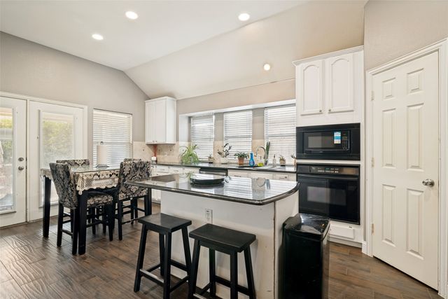 133 Bob White Court, Rockwall, TX 75087