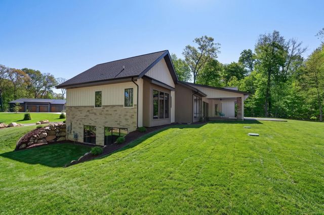 71234 Rolling Ridge Court, Milton Twp, MI 49120