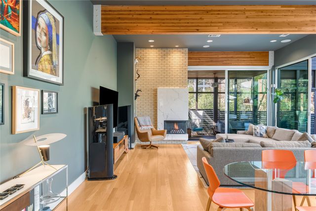 830 Kessler Woods Trail, Dallas, TX 75208