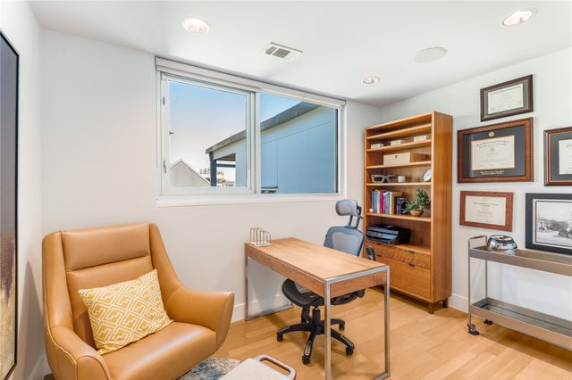 830 Kessler Woods Trail, Dallas, TX 75208