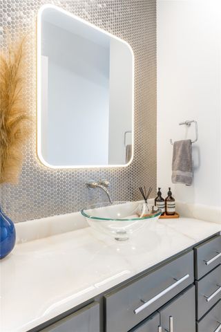 830 Kessler Woods Trail, Dallas, TX 75208