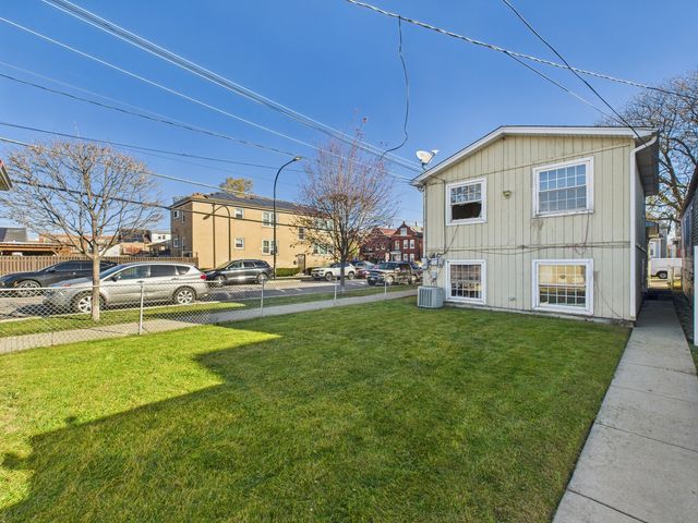 3200 S 54th Avenue, Cicero, IL 60804