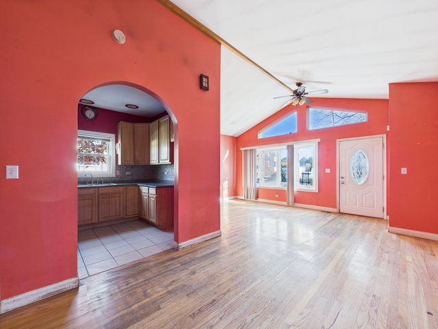 3200 S 54th Avenue, Cicero, IL 60804