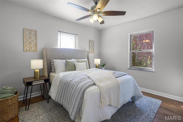 3933 McDonald Avenue, St Louis, MO 63116