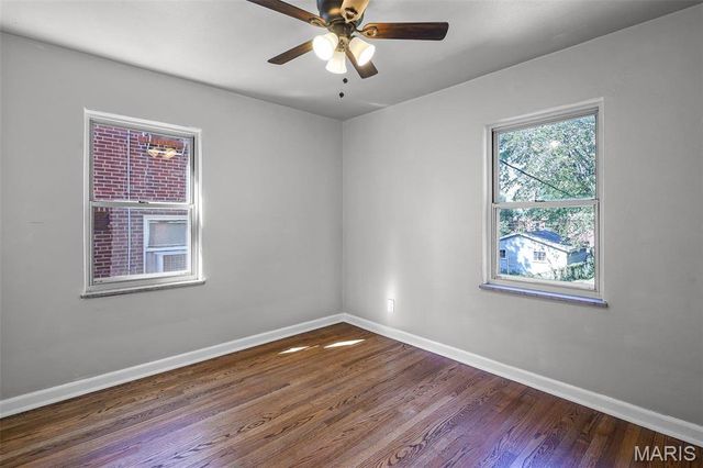 3933 McDonald Avenue, St Louis, MO 63116