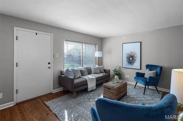 3933 McDonald Avenue, St Louis, MO 63116