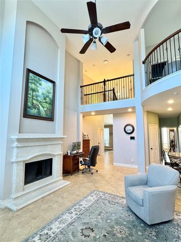 13626 Breakwater Path Loop, Houston, TX 77044